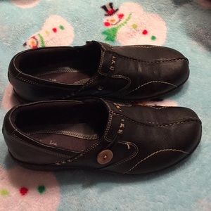 Black Clark’s Bendables Shoes